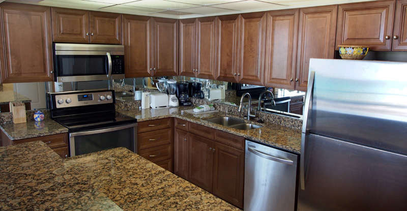 Edgewater Beach Resort Unit T1-502 Kitchen